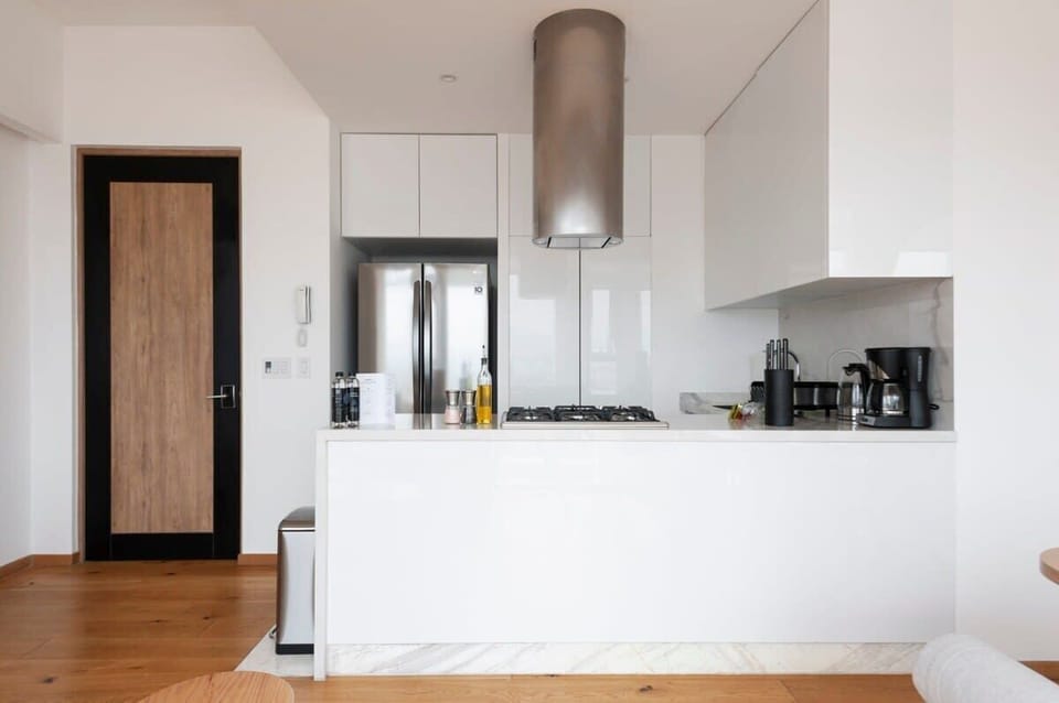 Spacious kitchen
