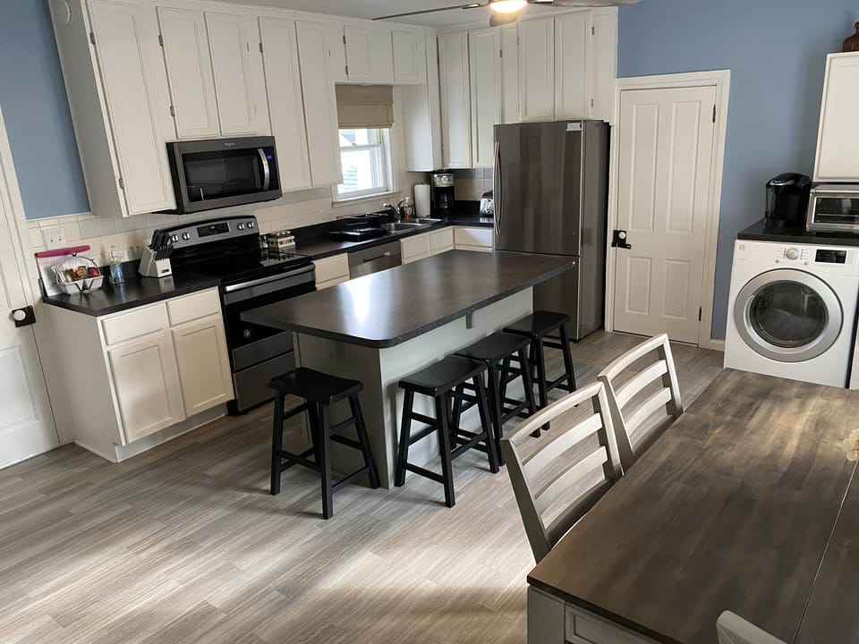 Large eat in kitchen