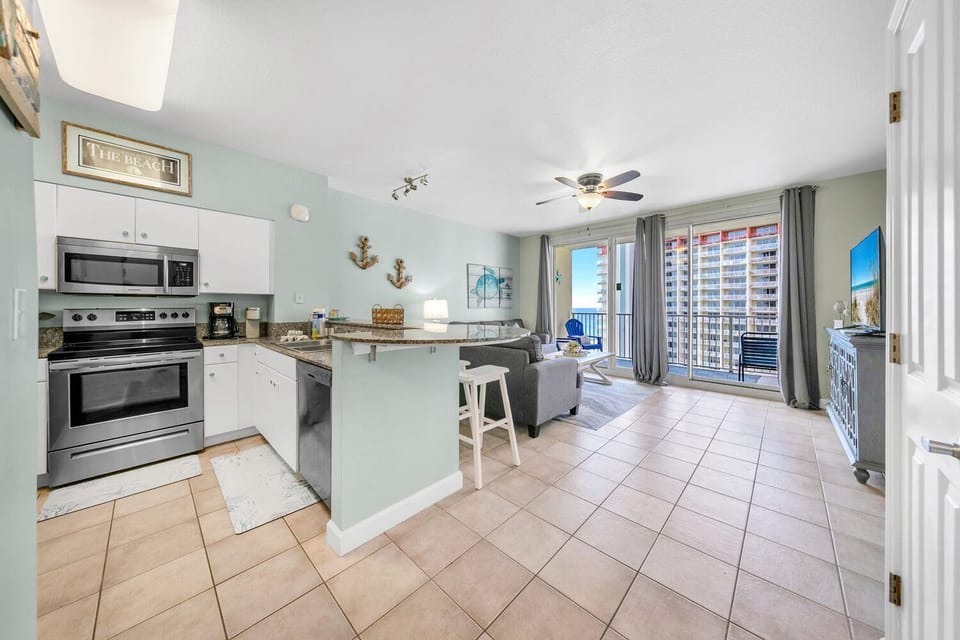 Kitchen and living room