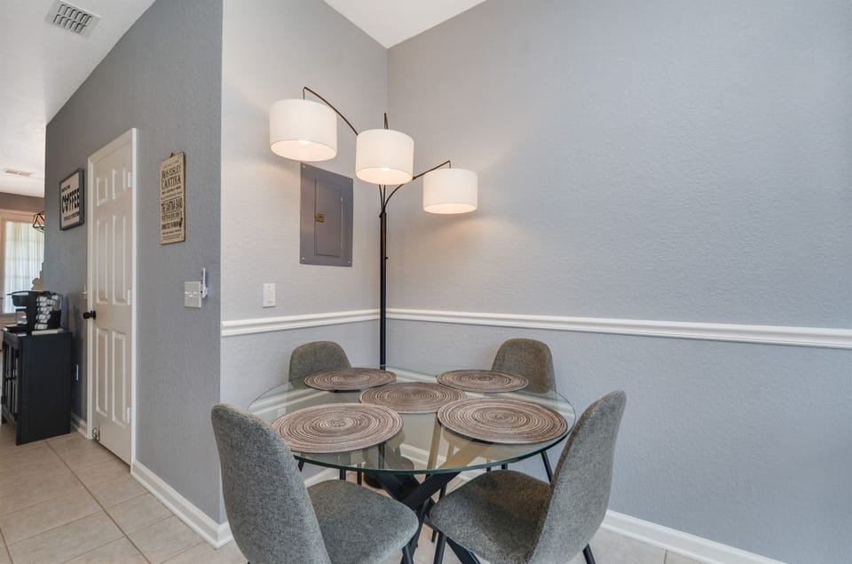 Dining room table - space for dinner or for family game night!