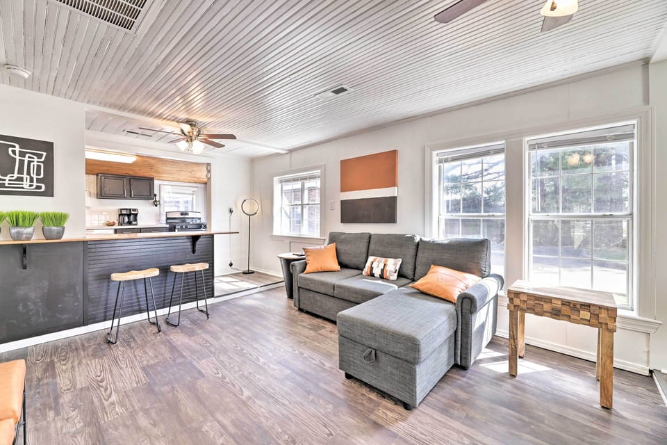 Living Room | Central A/C