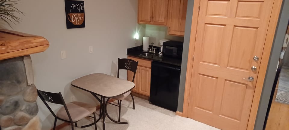 3rd Floor Master Suite