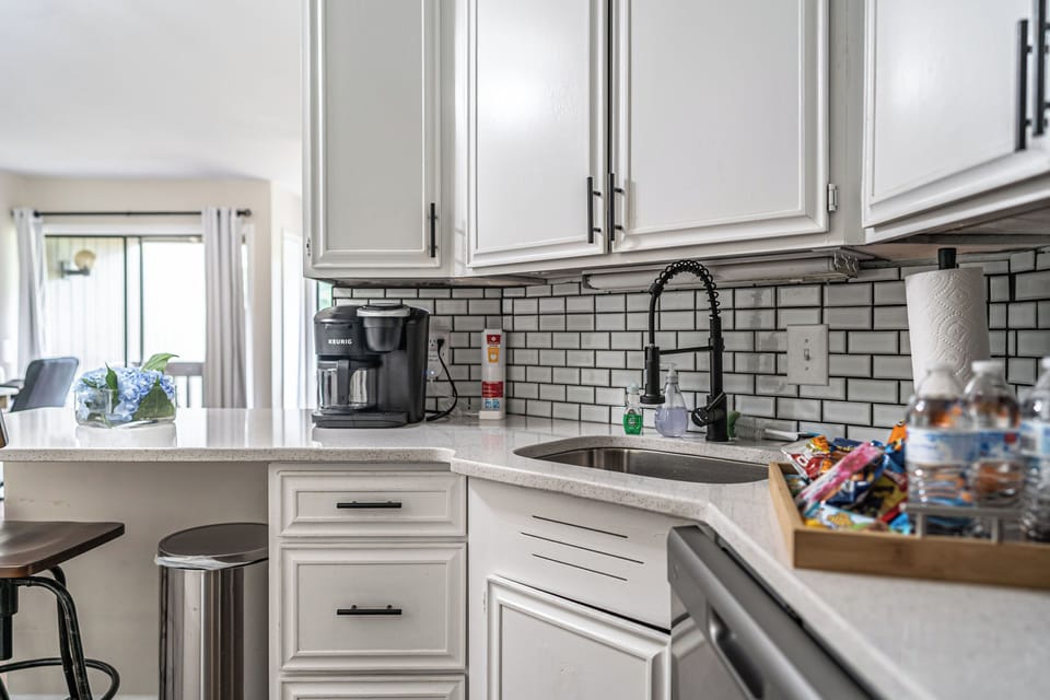 Fully-equipped kitchen with brand new stainless steel appliances