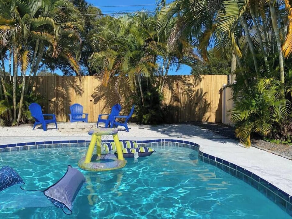 All the pool toys, beach toys & chairs you will need.  Everything you need is waiting for you!