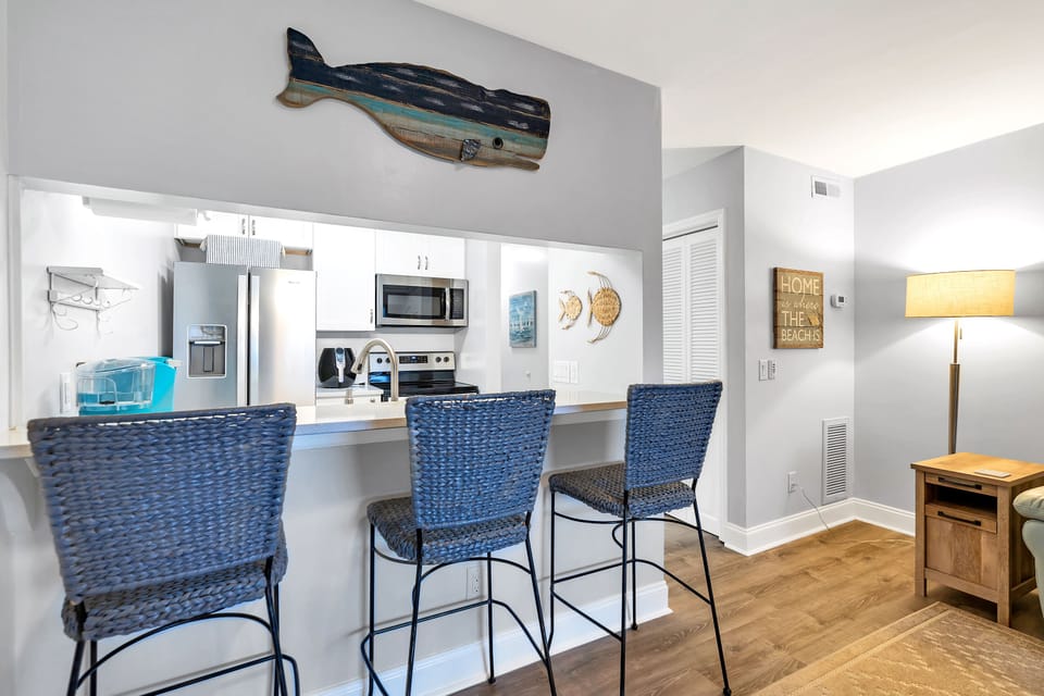 Surf Shack! Carolina Beach Amazing Location! Apartment in Carolina Beach