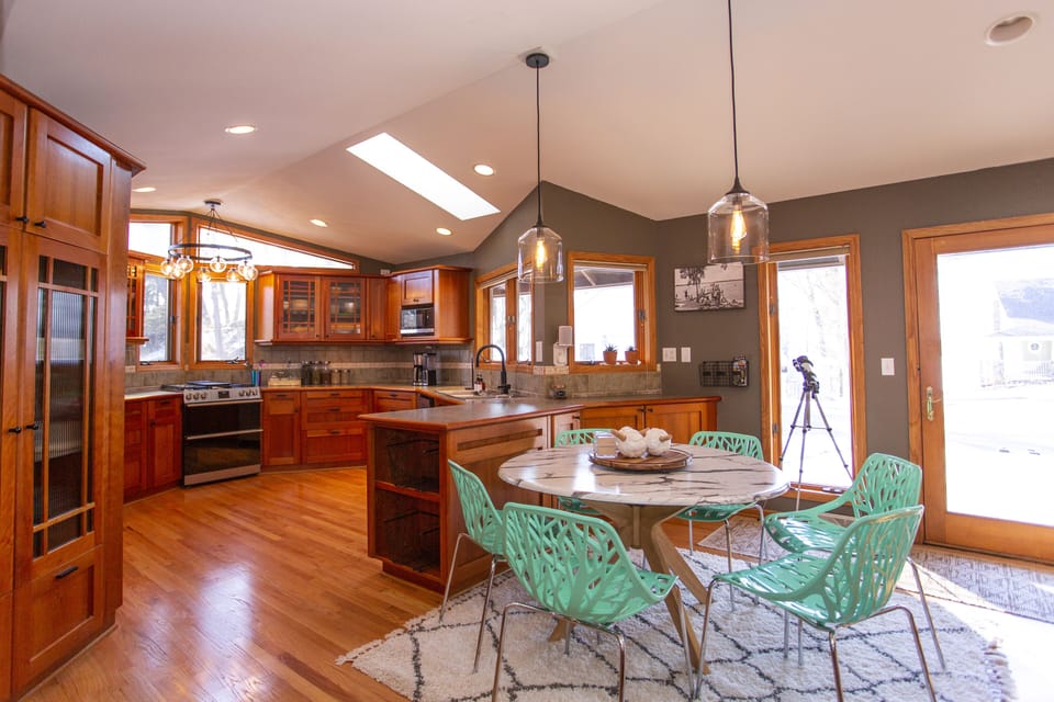 Dining + Kitchen