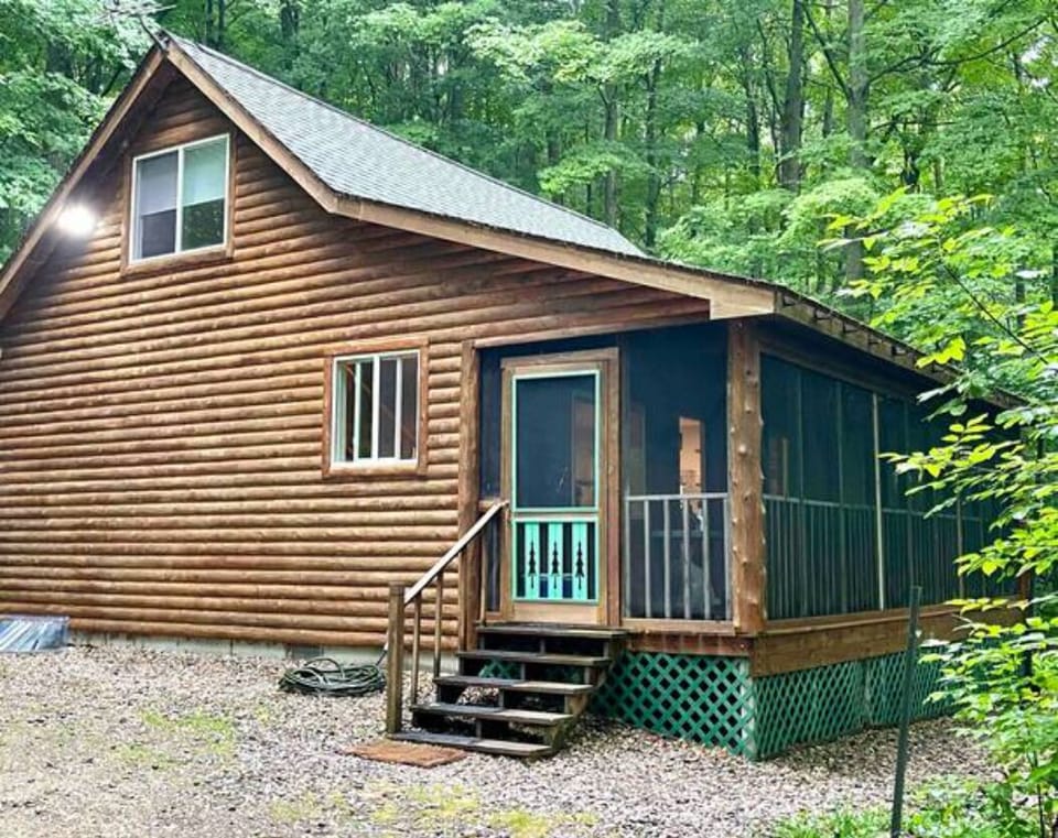 Pleasant Valley Cabin in Boyne City Michigan