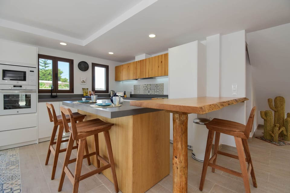 Kitchen-dining room
