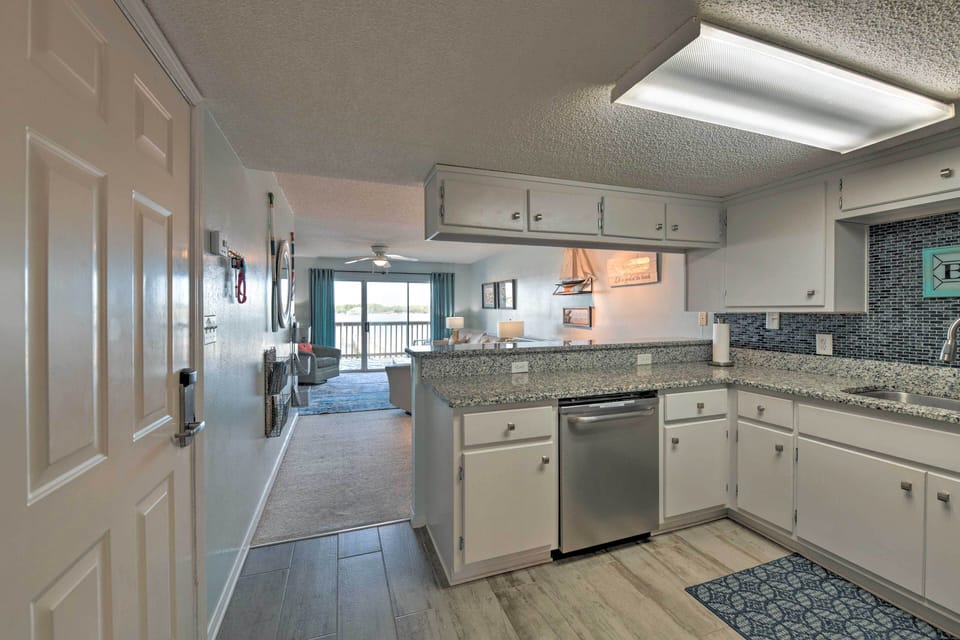 Kitchen | Drip Coffee Maker | Crockpot