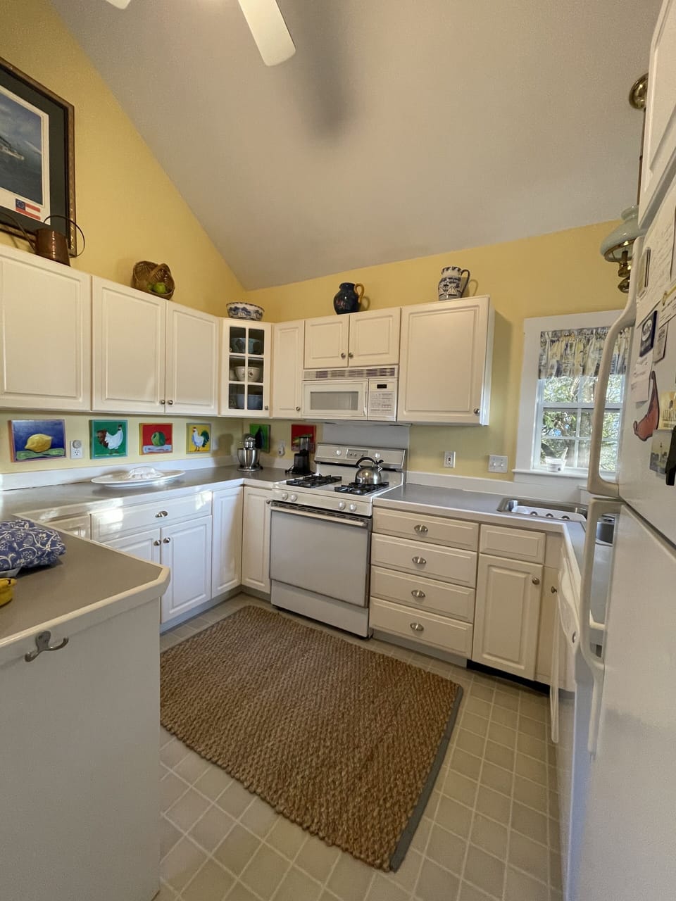 Fully-stocked kitchen