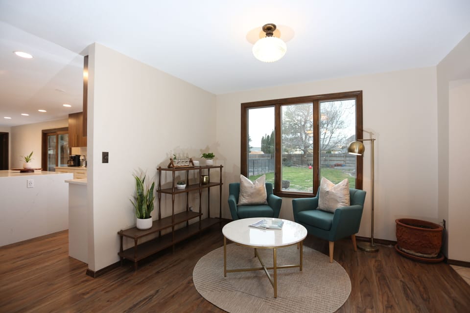 Sitting area; perfect for morning coffee, or reading. 