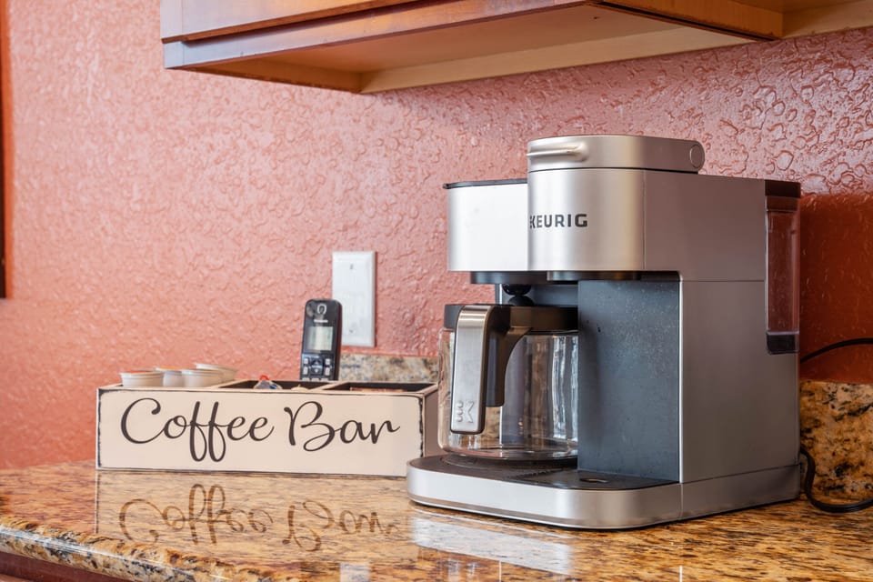 Keurig has regular carafe and K-cup capability