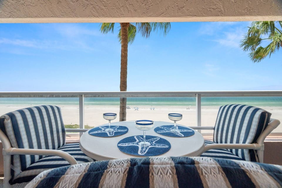 Enjoy Spectacular Views of the Gulf of Mexico!