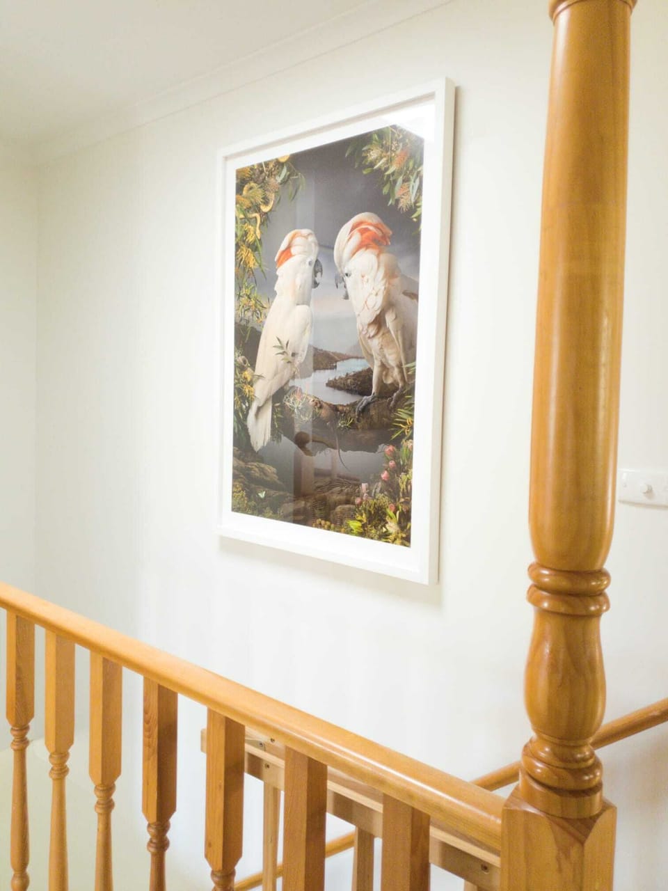 Internal stairs to lower level