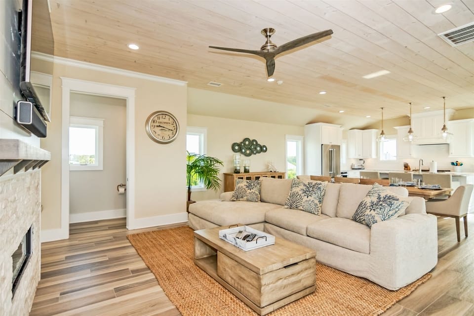 Second Floor Living Space