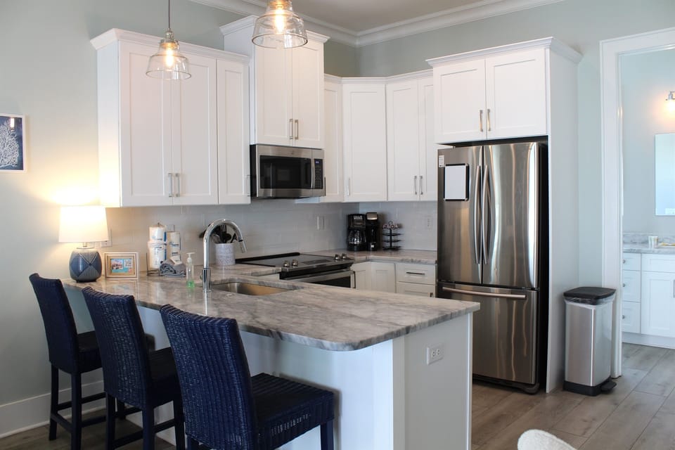 Fully stocked kitchen perfect for family meals