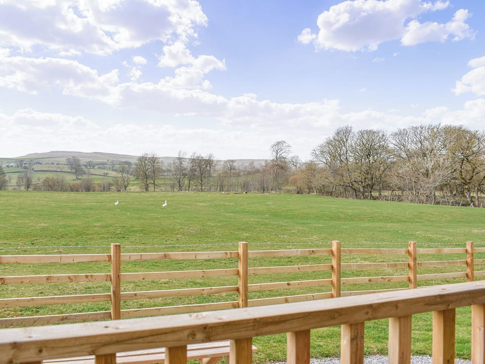 Outdoor area | Smardale Mill Shepods : The Elm - Smardale Mill Shepods, Smardale near Kirkby Stephen