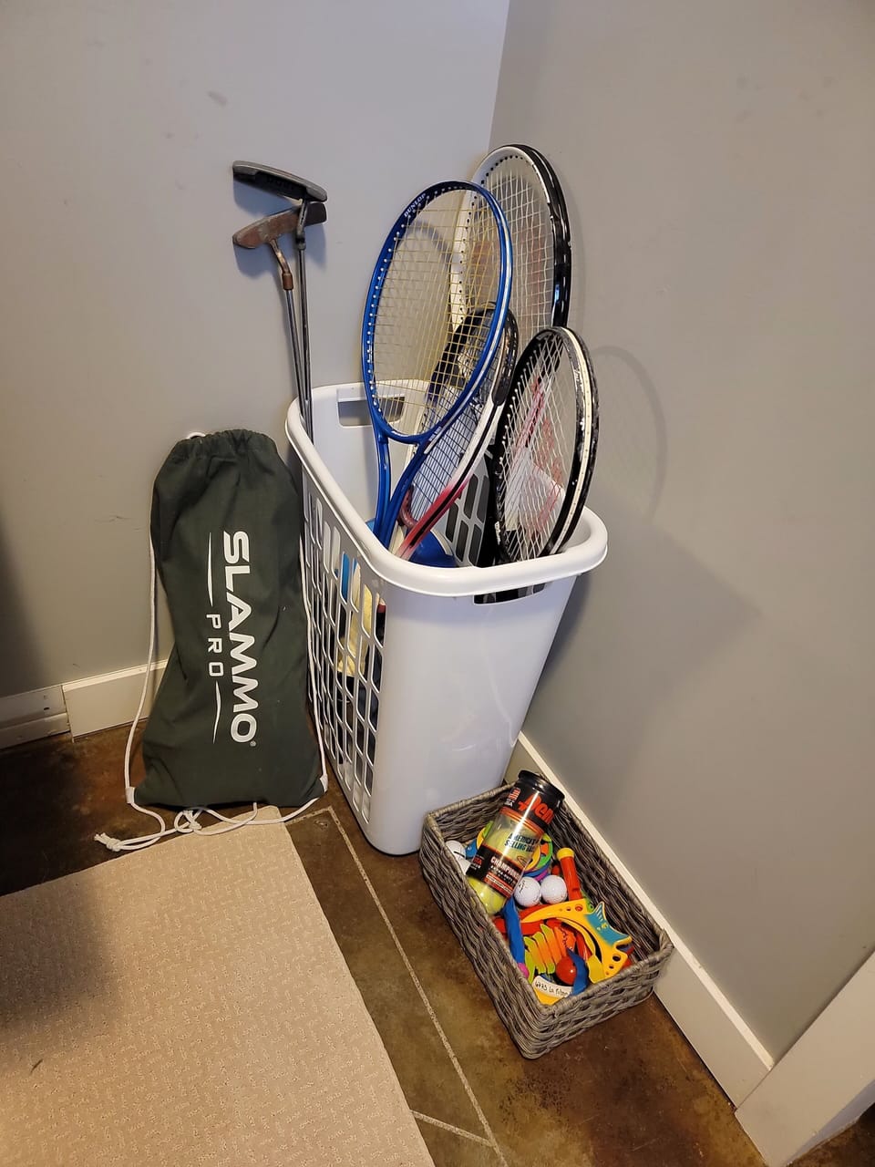 The cottage provides all sports equipment for the resort amenities.