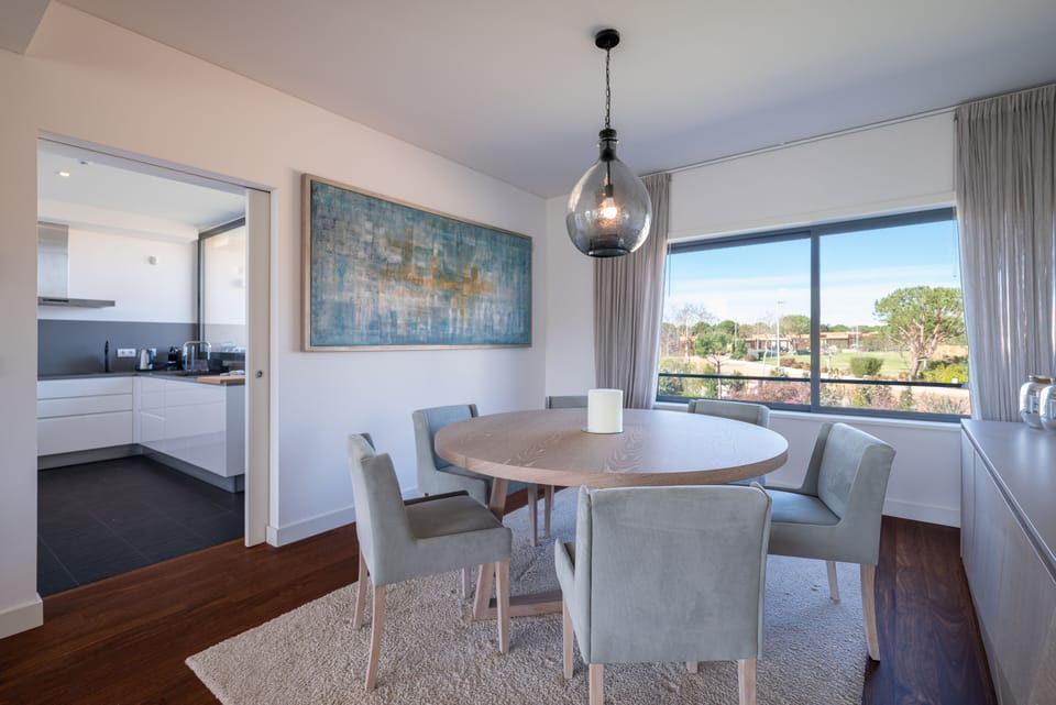 Dinning table