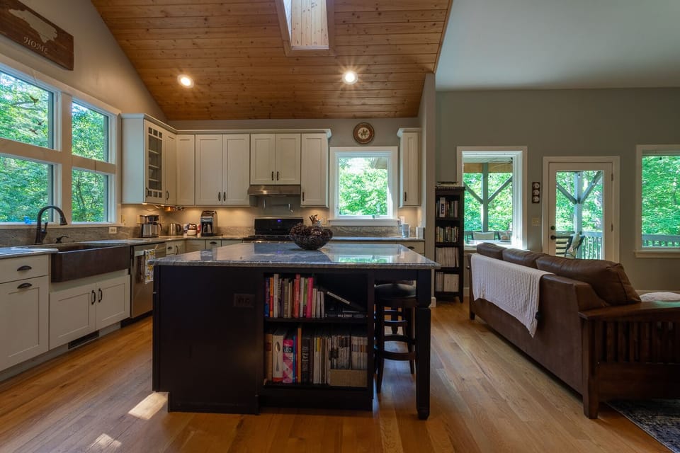 Fully Equipped Kitchen for the discerning cook