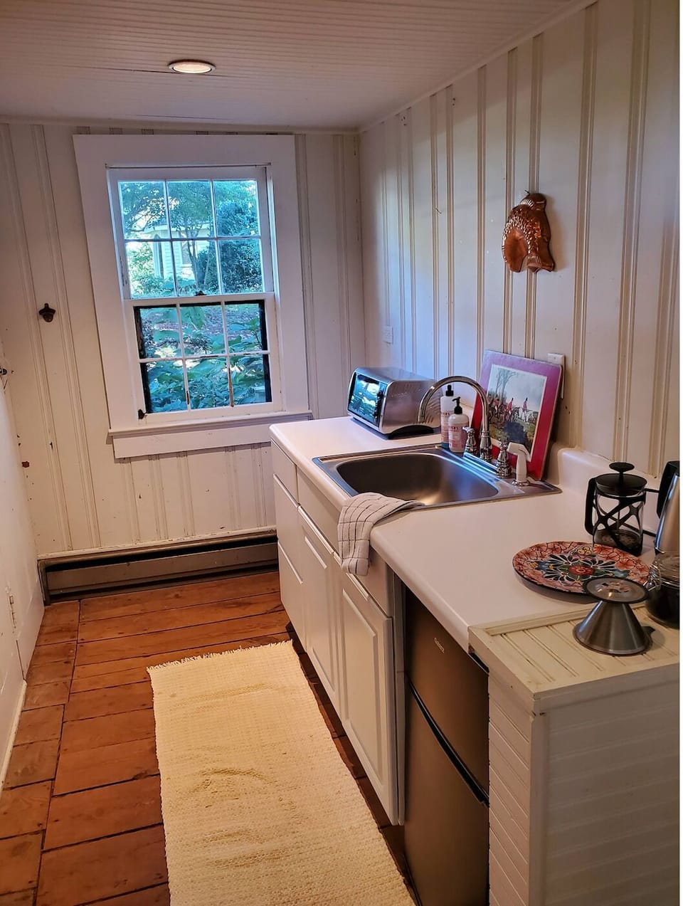 kitchenette-no stove