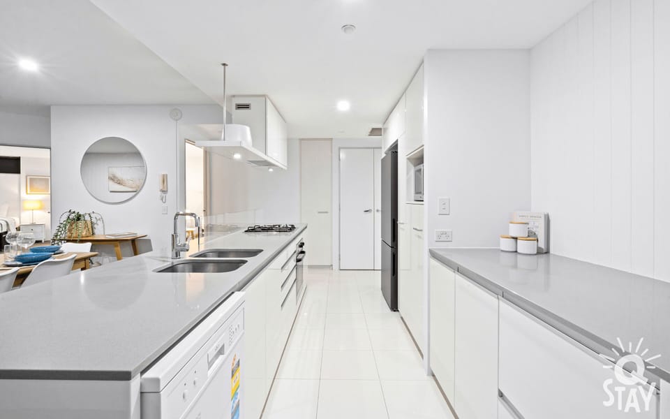 Fully equipped modern kitchen