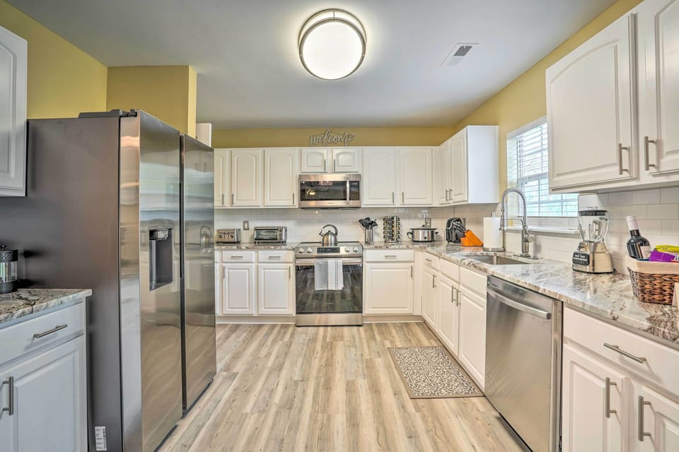 Kitchen | Fully Equipped | Cooking Basics