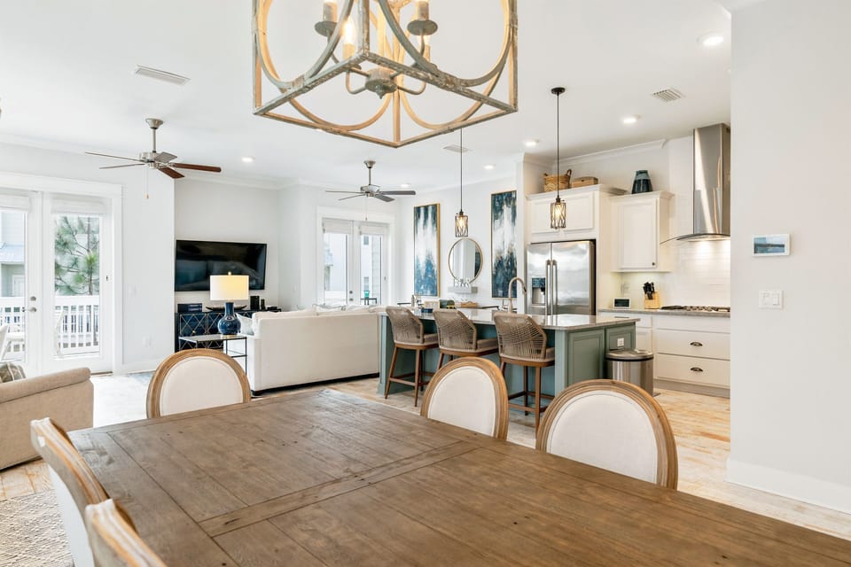 Gather with your friends and family in our spacious and relaxing living, dining and kitchen area.