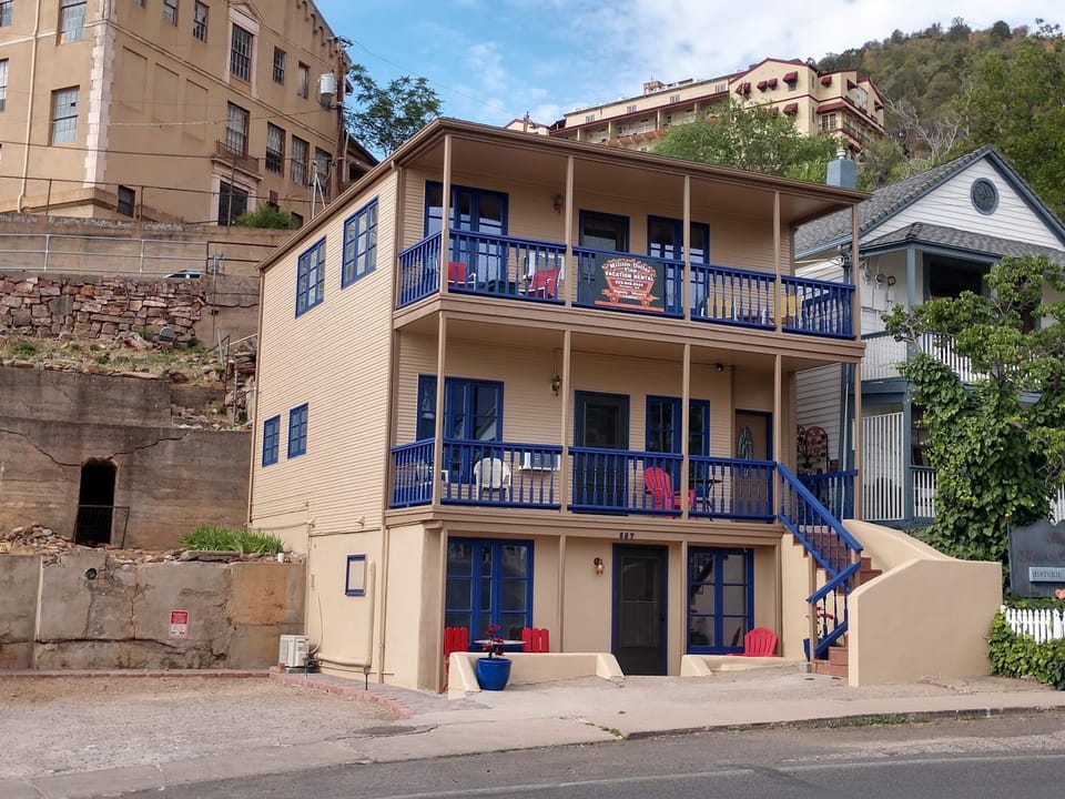 Southwest Studio Apartment is located on the first level.