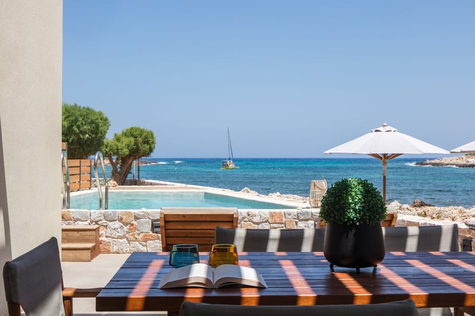Perfect spot for al fresco dining on the terrace.