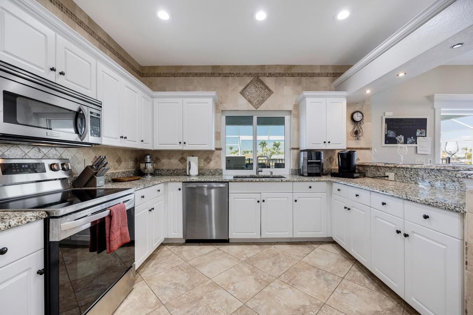 Vacation rental with full kitchen