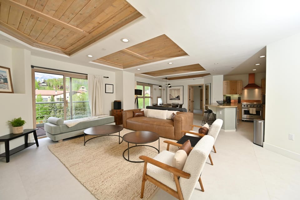 3 Penthouse 741 Living Room 3