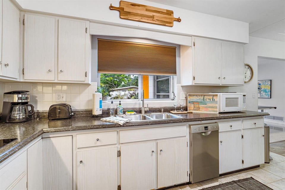The kitchen is equipped with all the appliances you'll need! (No food provided)