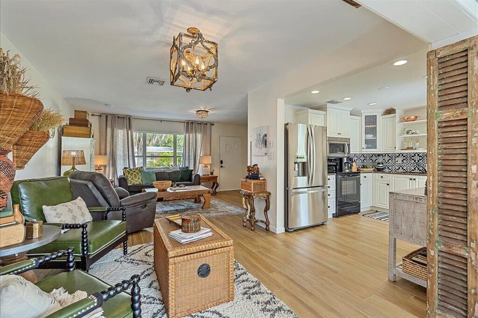 Sitting area, kitchen, and living room space!