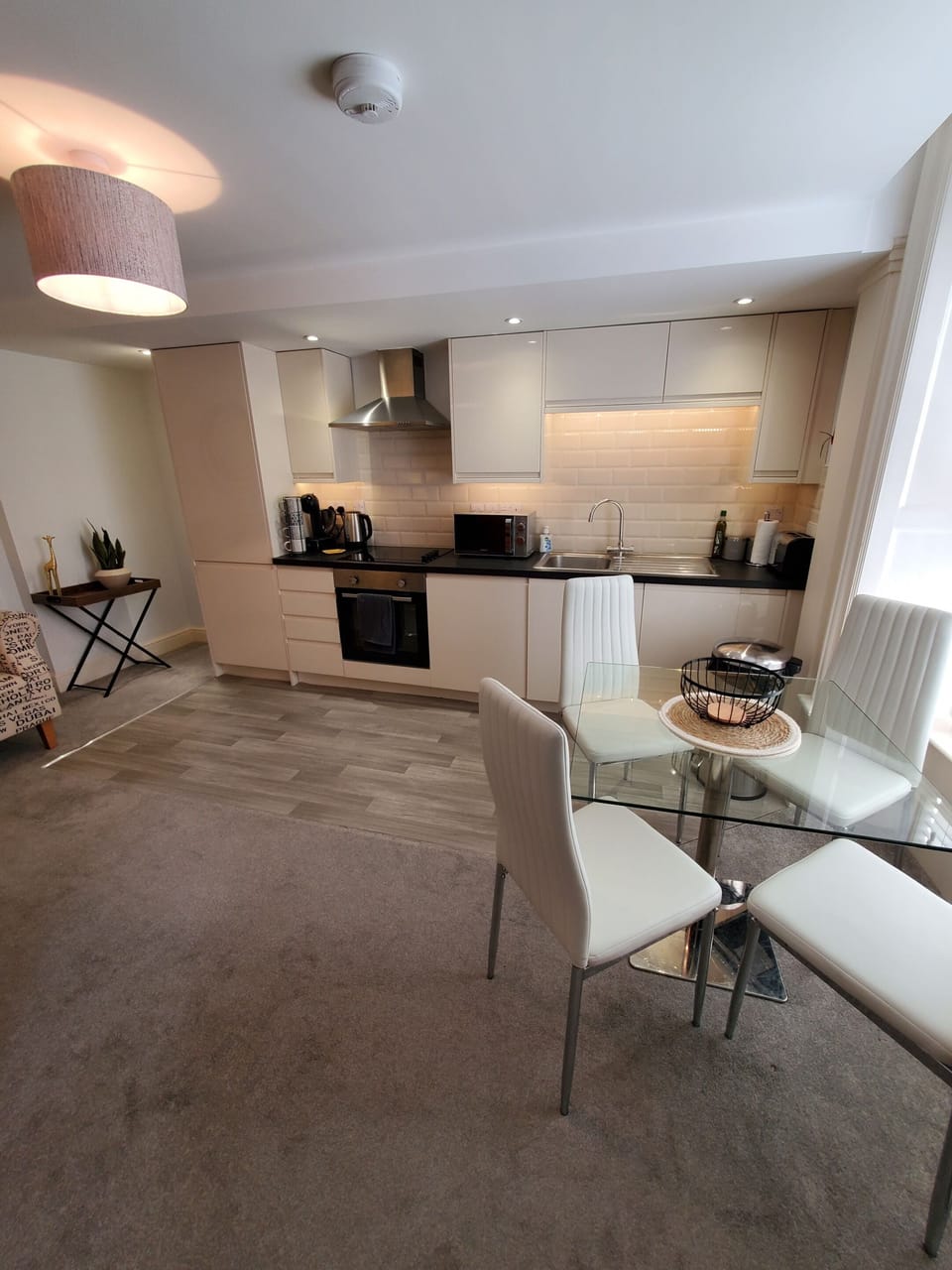 Living Room / Lounge