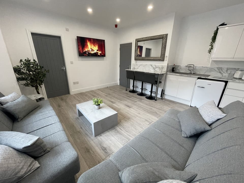 suite 5