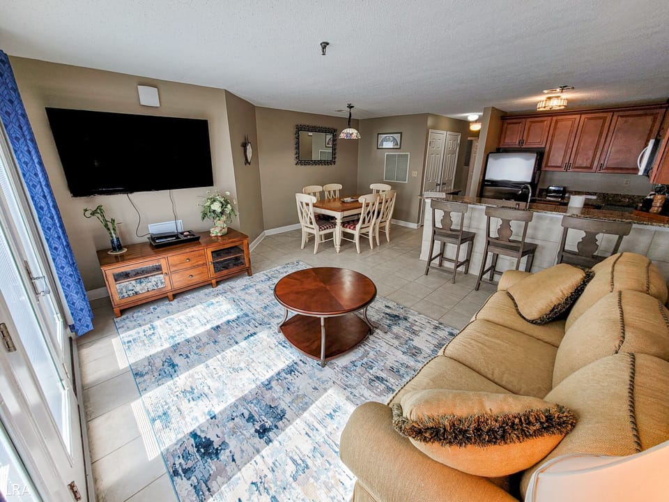 Living Room-07