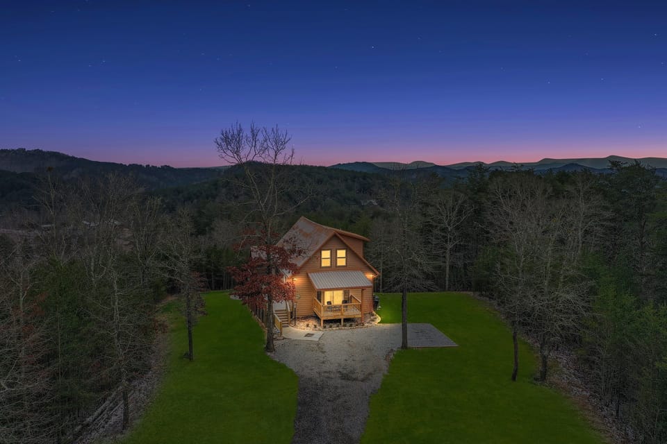 Dusk in the Moutains