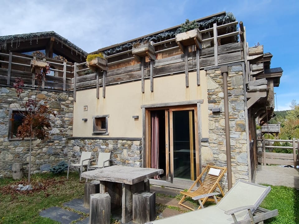 Garden of the chalet