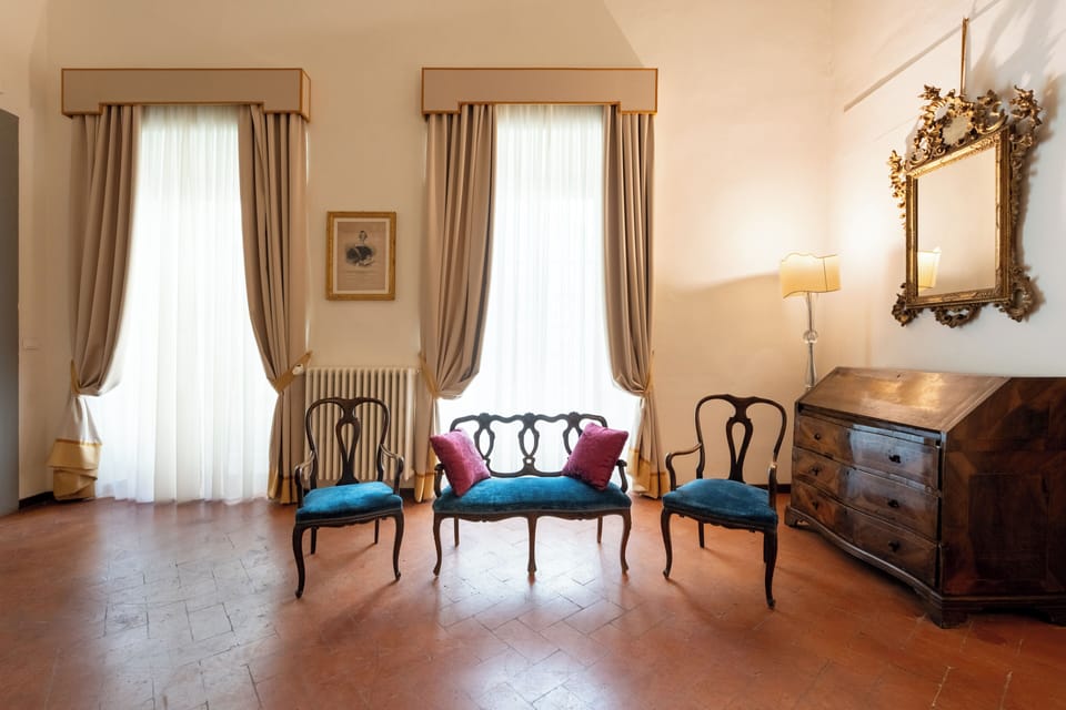 Furnishing details