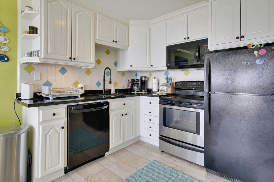 Full Size Kitchen