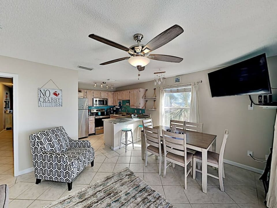 Dining Room | Fully Equipped Kitchen