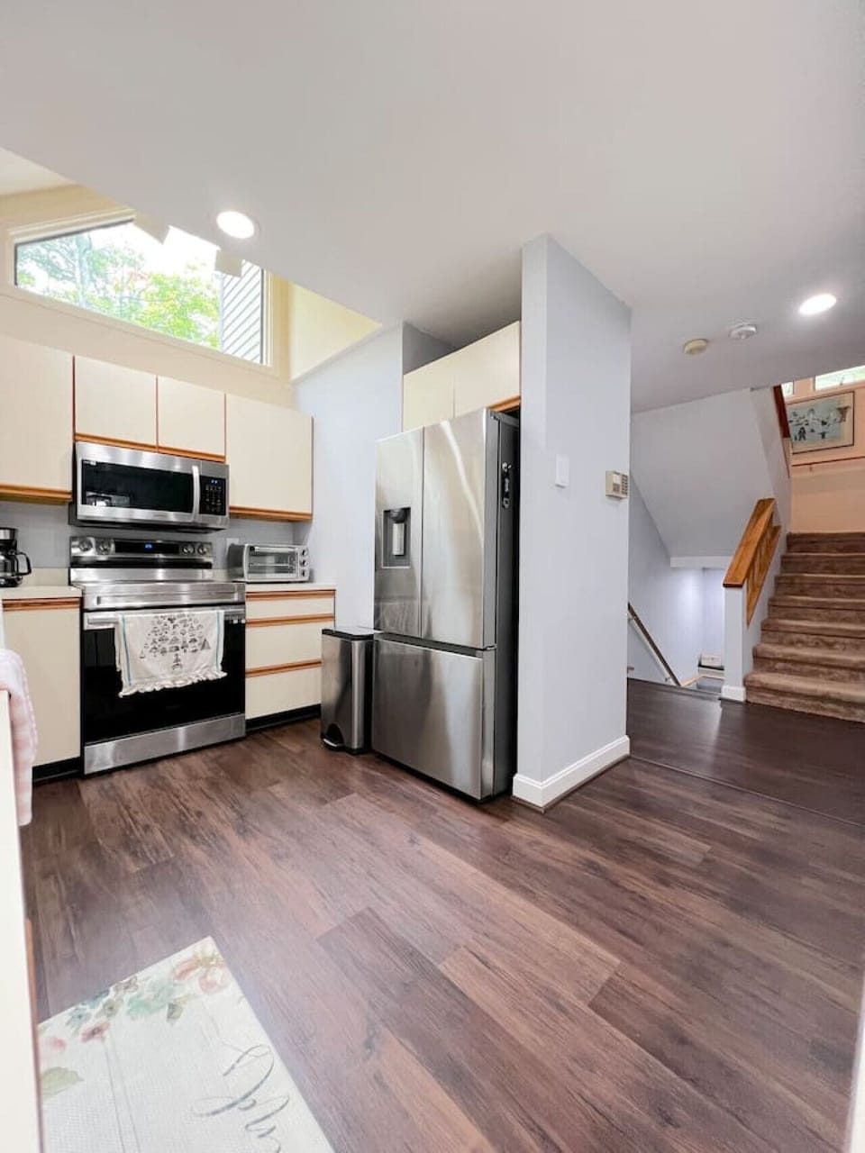 Main Floor - Kitchen w/ New Appliances
