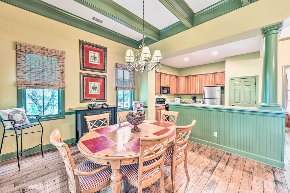 Dining Area | Dishware & Flatware