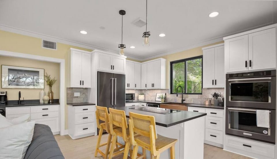 Fully equipped kitchen with all the essentials
