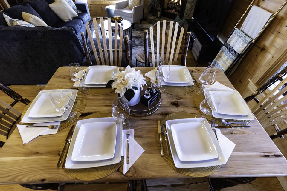 Dinner Table - Nature's Peak Cabin - Ellijay, GA
