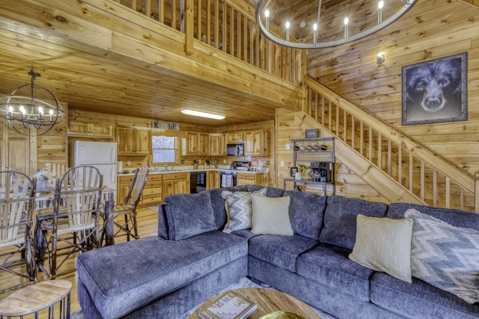 Sectional Sofa With Steps In Background - Nature's Peak Cabin - Ellijay, GA