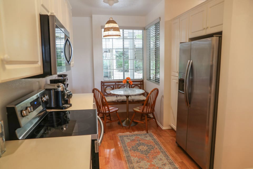 Kitchen with newly installed quartz countertop 
