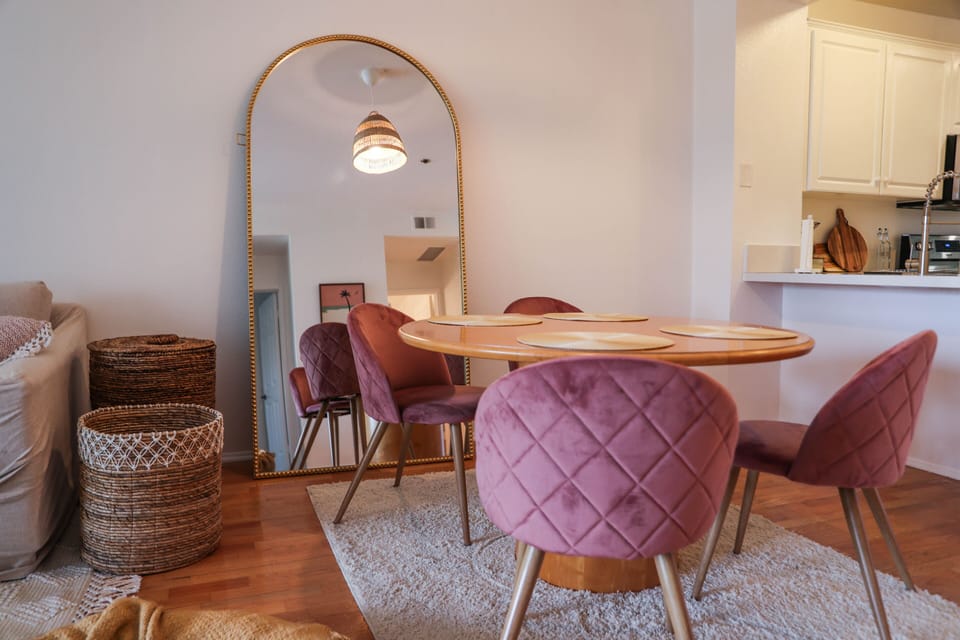 Mid century modern / beach vibe furniture