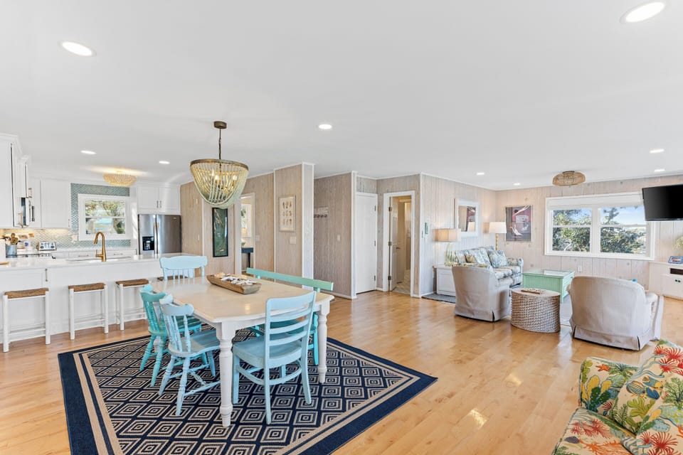The Hydeaway is Designed for Gathering
